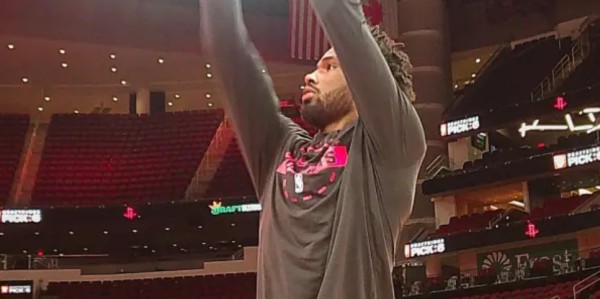 天博中国入口-火箭逆转马刺！谢泼德末节暴走救赎，4首发上双，伊森复出还是莽