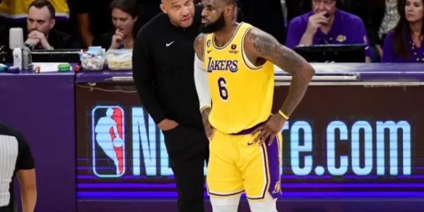 防守瘫痪篮板被爆！詹眉时间拉满湖人季初隐患重重