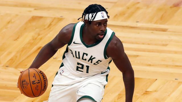 1616937214605031534.jpg a359ce00-6d05-4e99-b049-ce89b2d2a903-AP_Bucks_Basketball.jpg